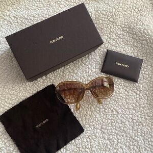 Authentic Tom Ford Jennifer Sunglasses